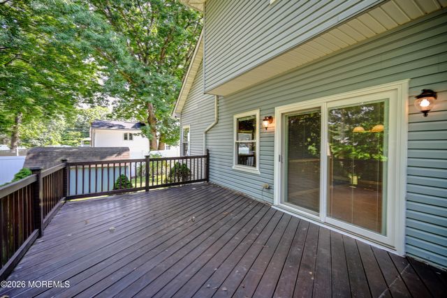 54 7th Street, Monroe, NJ 08831