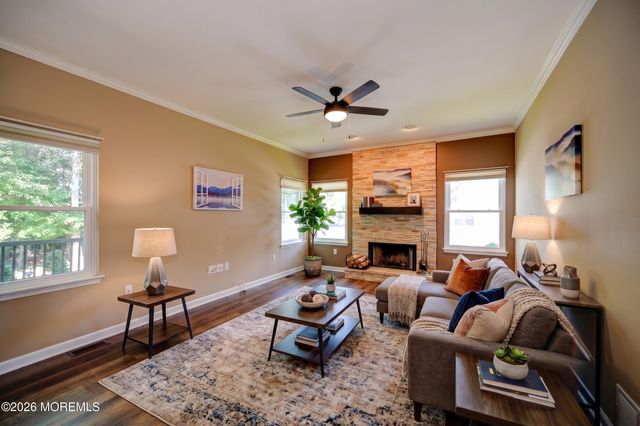 54 7th Street, Monroe, NJ 08831
