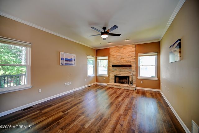 54 7th Street, Monroe, NJ 08831