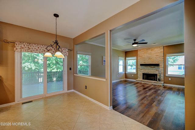 54 7th Street, Monroe, NJ 08831
