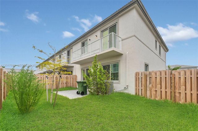 725 SE 14th Ct, Homestead, FL 33034