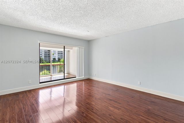 6511 Racquet Club Dr 46, Lauderhill, FL 33319