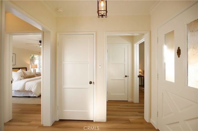 833 W Mountain, Glendale, CA 91202