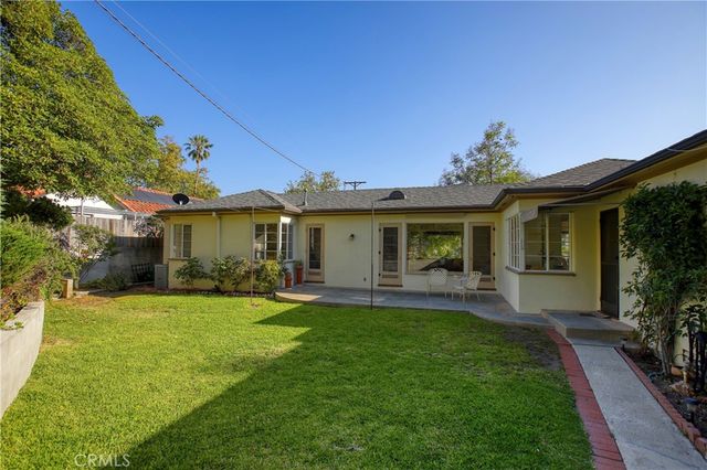 833 W Mountain, Glendale, CA 91202