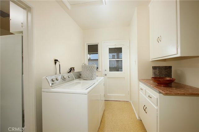 833 W Mountain, Glendale, CA 91202