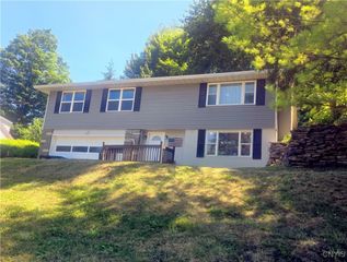 2521 Bellevue Ave, Syracuse, NY 13219
