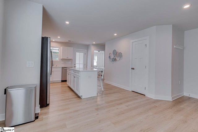 917 Leyburn Lane, Greenville, SC 29617