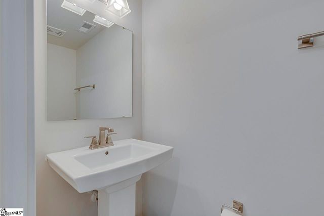 917 Leyburn Lane, Greenville, SC 29617