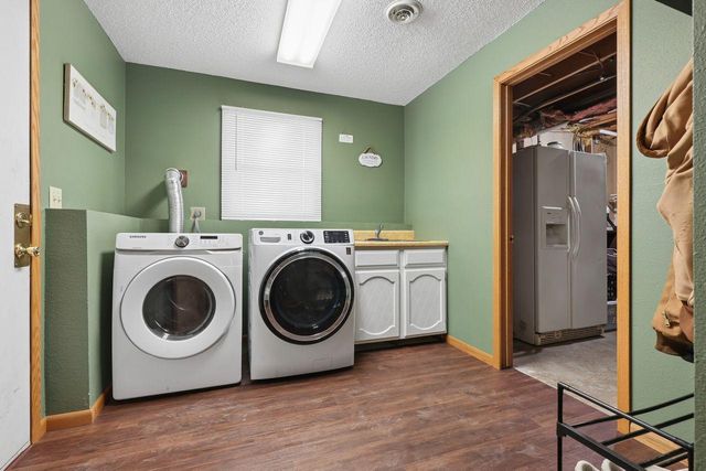 110 Park Avenue, Lake Lillian, MN 56253