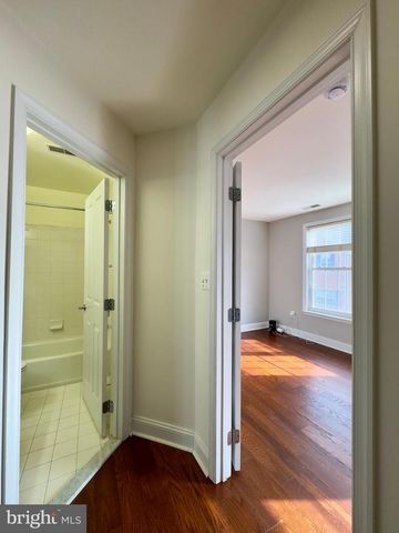 884 RYAN ST, Baltimore, MD 21230