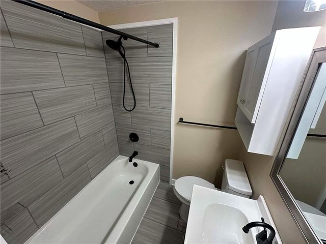311 May Street, Excelsior Springs, MO 64024