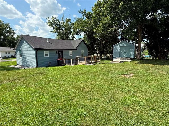 311 May Street, Excelsior Springs, MO 64024