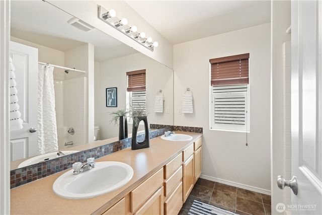 5930 Elizabeth Avenue SE, Auburn, WA 98092