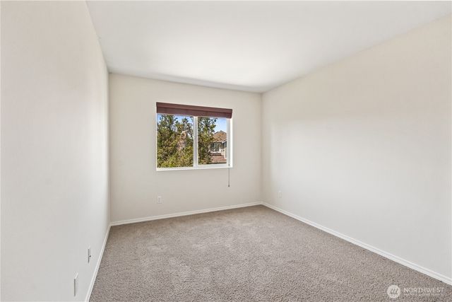 5930 Elizabeth Avenue SE, Auburn, WA 98092