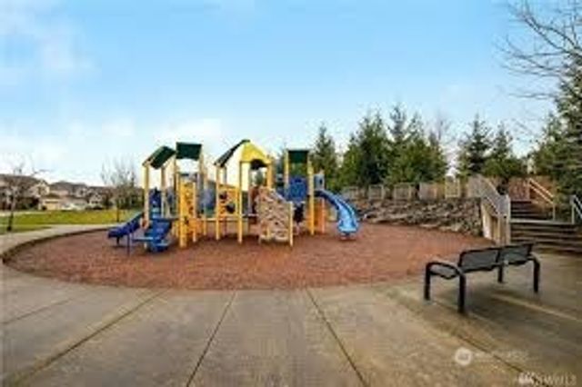 5930 Elizabeth Avenue SE, Auburn, WA 98092