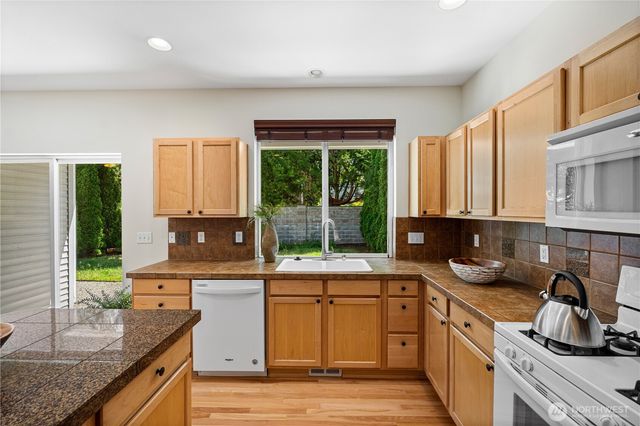 5930 Elizabeth Avenue SE, Auburn, WA 98092