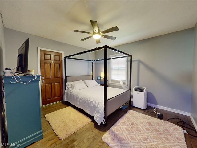 13550 Cedar Road, University Heights, OH 44118