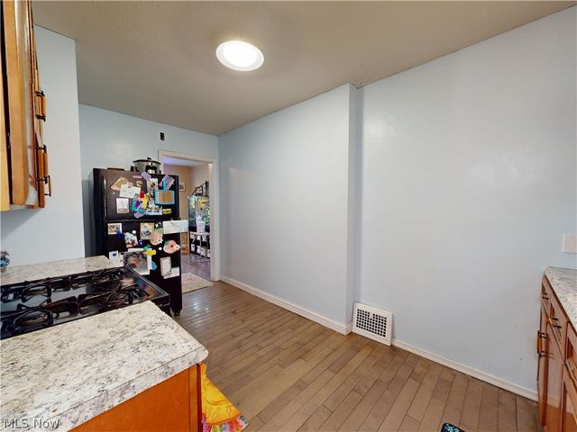 13550 Cedar Road, University Heights, OH 44118