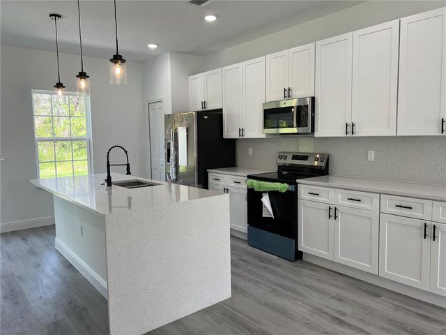 2467 SW 170TH LOOP, Ocala, FL 34473