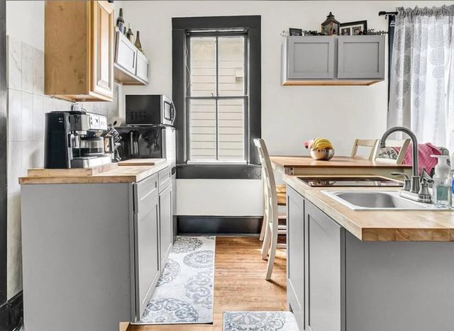 3 Addison Street, Charleston, SC 29403