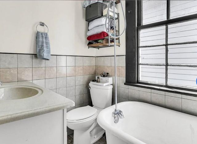 3 Addison Street, Charleston, SC 29403