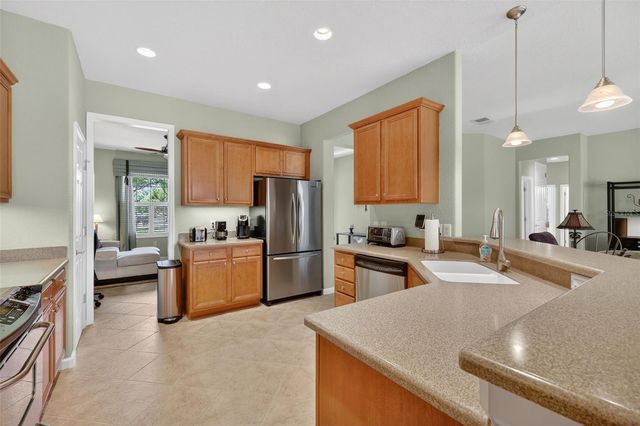 7271 SW 95TH COURT, Ocala, FL 34481