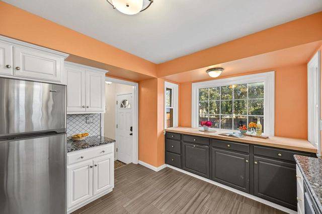 2472 N 73rd STREET, Wauwatosa, WI 53213