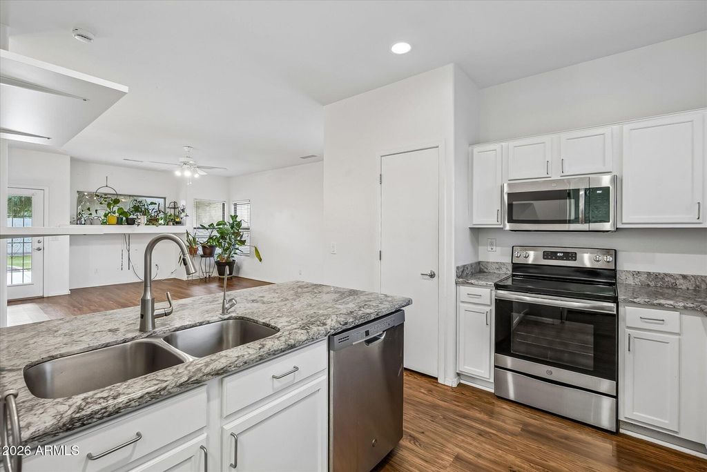 2247 S BENTON Street, Mesa, AZ 85209 — photo 5