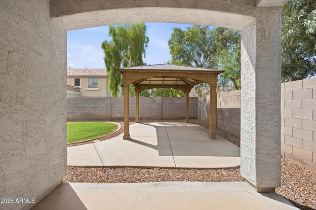 4248 S MARIPOSA Drive, Gilbert, AZ 85297