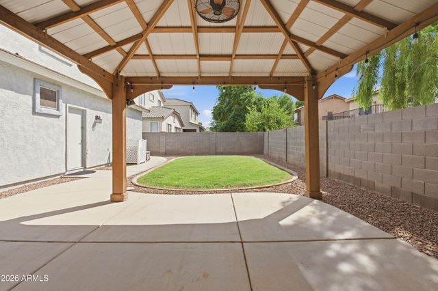 4248 S MARIPOSA Drive, Gilbert, AZ 85297