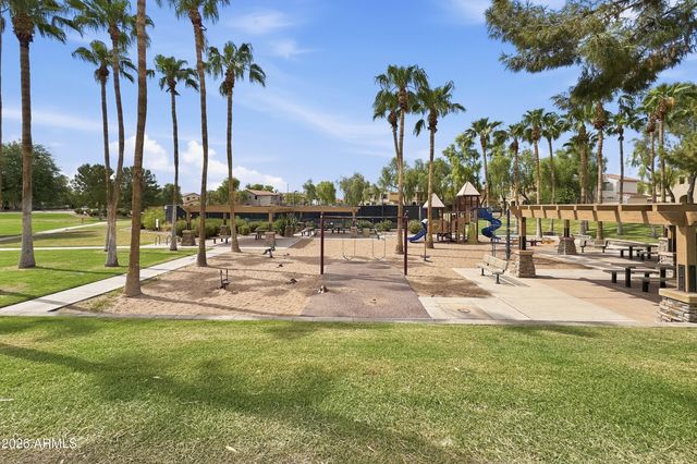 4248 S MARIPOSA Drive, Gilbert, AZ 85297