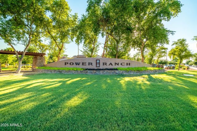 4248 S MARIPOSA Drive, Gilbert, AZ 85297