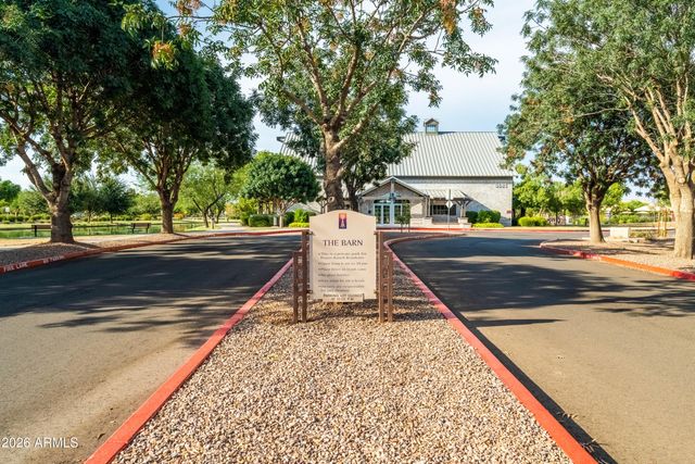 4248 S MARIPOSA Drive, Gilbert, AZ 85297