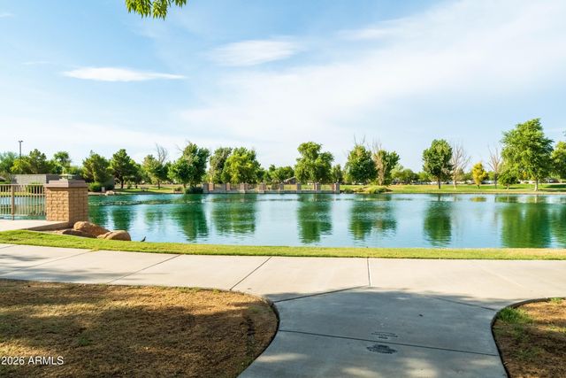 4248 S MARIPOSA Drive, Gilbert, AZ 85297