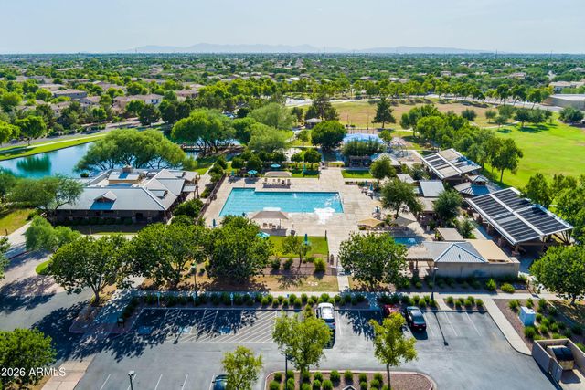 4248 S MARIPOSA Drive, Gilbert, AZ 85297