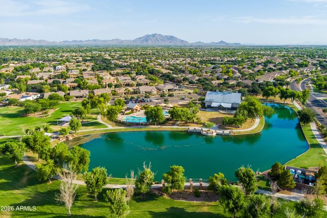 4248 S MARIPOSA Drive, Gilbert, AZ 85297