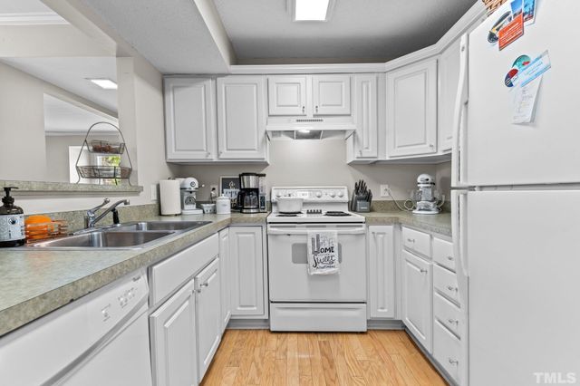 1201 Westview Lane 101, Raleigh, NC 27605