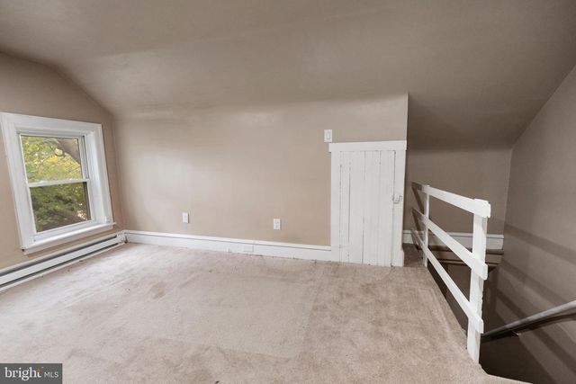 265 MAPLE AVE, Harleysville, PA 19438