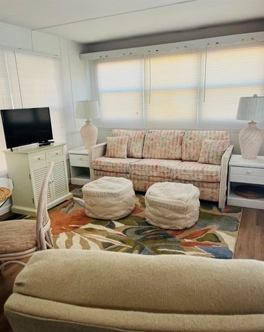 6914 TARPON LANE, Bradenton, FL 34207