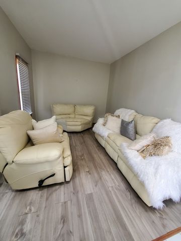 5620 Feathercreek Road, Matteson, IL 60443