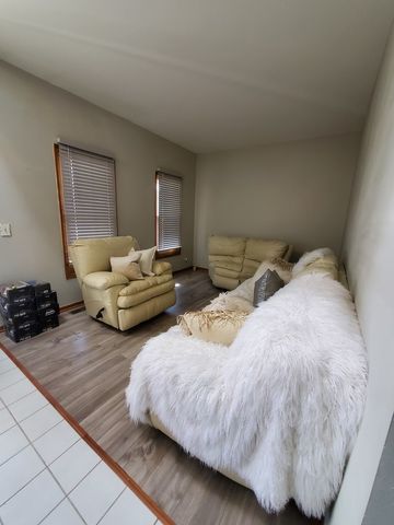 5620 Feathercreek Road, Matteson, IL 60443