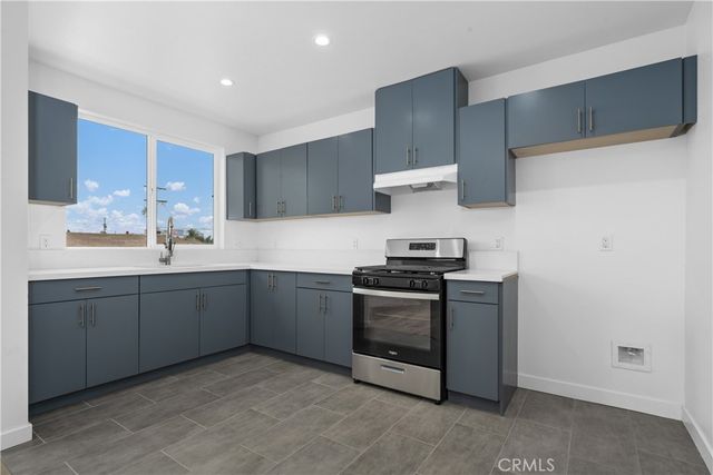 759 E 25th, Los Angeles, CA 90011