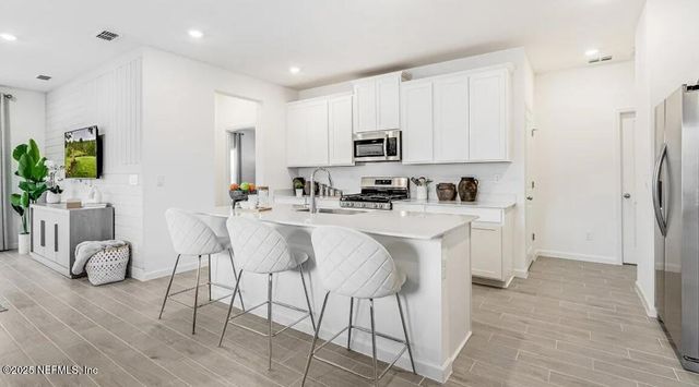 306 SUPERIOR Boulevard, St. Johns, FL 32092