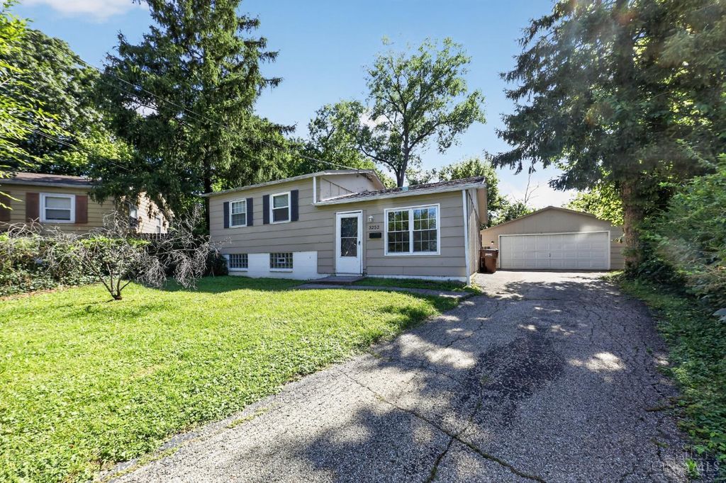 3252 Coleen Drive, Colerain Twp, OH 45251