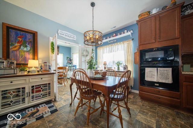 129 Larimar Way, Whiteland, IN 46184