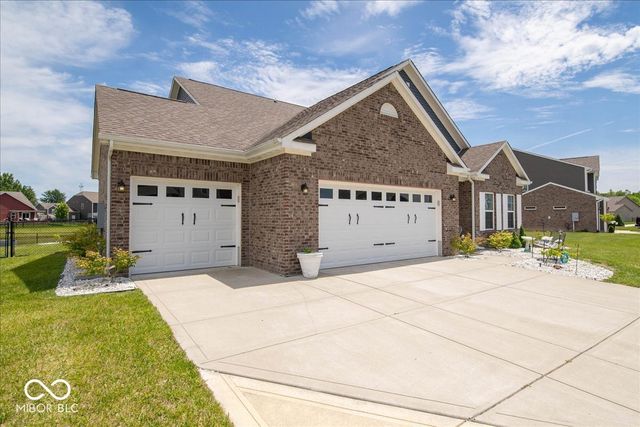 129 Larimar Way, Whiteland, IN 46184