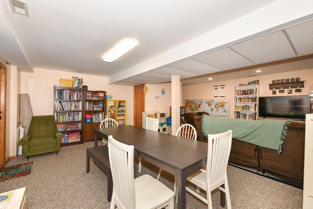 6230 373rd AVENUE, Burlington, WI 53105