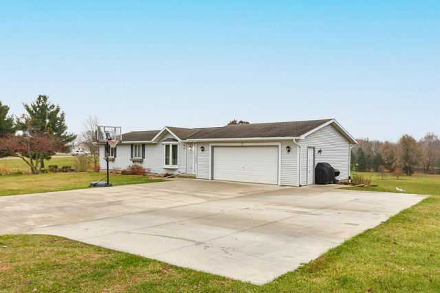 6230 373rd AVENUE, Burlington, WI 53105