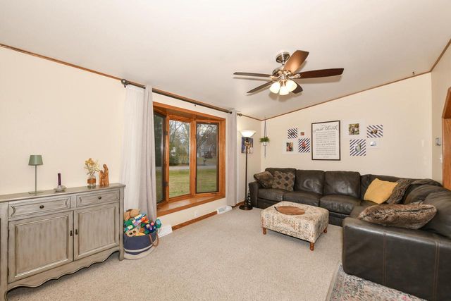 6230 373rd AVENUE, Burlington, WI 53105