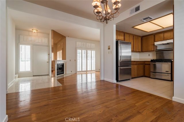 545 South, Glendale, CA 91202